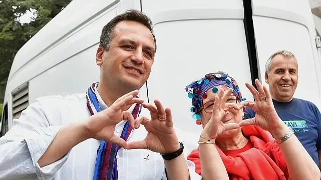 Başkan Eşki Karadeniz rüzgarına eşlik etti
