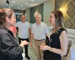 Başkan Mutlu esnafla bayramlaştı