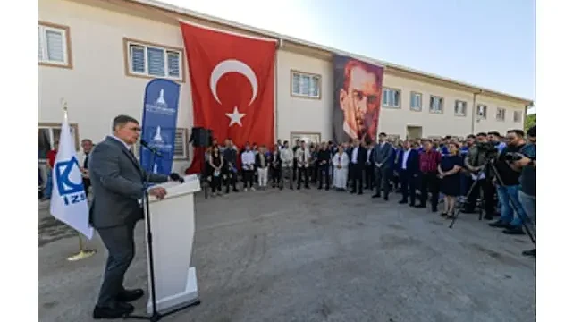 Başkan Tugay Kurban Bayramı öncesi İZSU çalışanları ile buluştu
