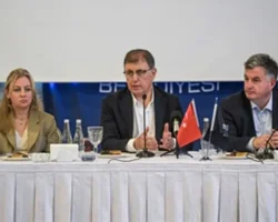 Başkan Tugay’dan “turizm konseyi” önerisi