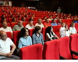 Belediye binasında bayram buluşması