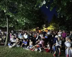 Büyükşehir Bandosu Körfez sahilini inletti