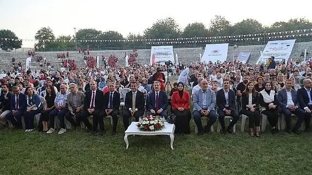 Canik Keşif Kampüsü’nde Mezuniyet Coşkusu