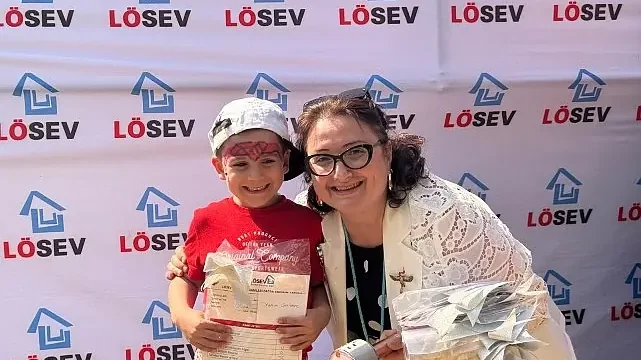 Canım Kardeşim Ders Evi Mezunları’nın Karne Heyecanı