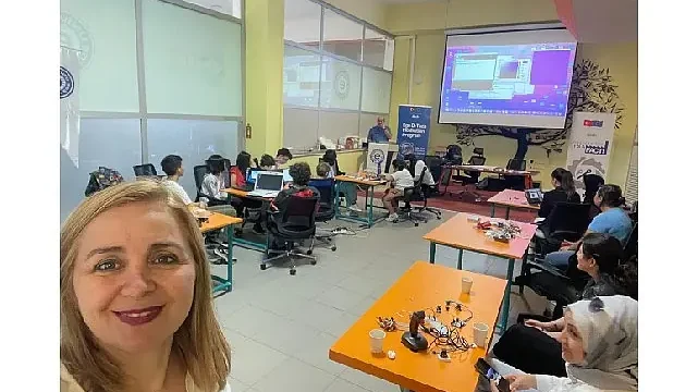 Ege Üniversitesi İzmir Access the Game Hackathonu başarıyla tamamlandı