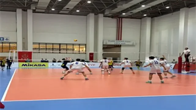 Festival Voleybol heyecanı Fuar İzmir’de sürüyor