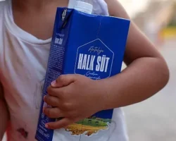 Halk Süt Projesi’yle on binlerce miniğe temel destek