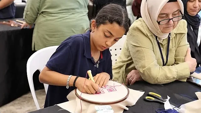 Her yaş sanatla buluştu, eserler konuştu