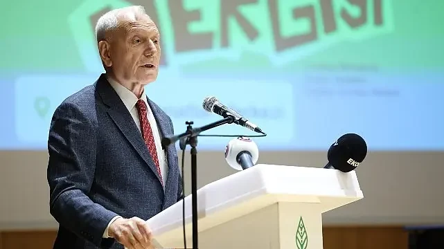Hüseyin Can Güner ve Mehmet Haberal Yeni Mezunların Sergisine Katıldı