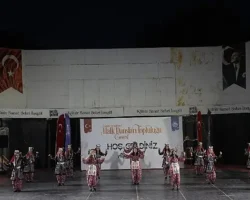 İnegöl’de Halk Dansları Gecesi İle Yaz Etkinlikleri Başladı