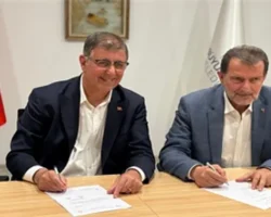 İZDENİZ’de imzalar atıldı