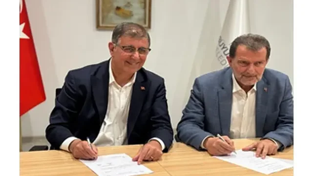 İZDENİZ’de imzalar atıldı