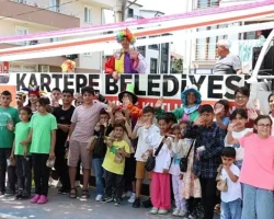 Kartepe’de Mahalle Mahalle Bayram Neşesi