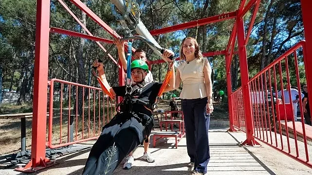 Konak’ın Macera Parkı’nda eğlence başladı