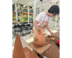 Menemenli ustalar Fransa’da da Zirvede…