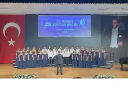 Nilüfer Gençlik Korosu başkentten ödülle döndü