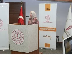 “Öğretmenler İzmir’in Ruhu ile Buluştu: Akademilerde Dönem Finali”