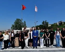 Ömer Eşki öğrencilere Kıbrıs’ı anlattı