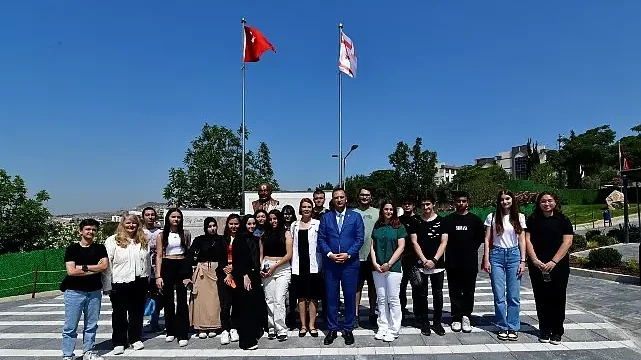 Ömer Eşki öğrencilere Kıbrıs’ı anlattı