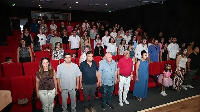 Rota Işık Çocuk Evi’nden Yıl Sonu Gösterisi