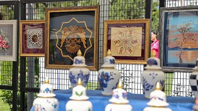 Selçuklu Sanat Tasarım Atölyesi’nden Göz Kamaştıran Yıl Sonu Sergisi