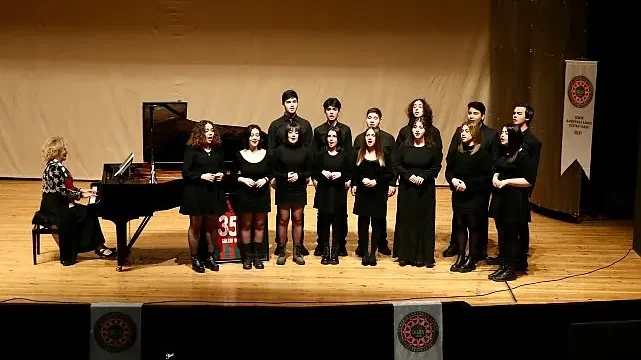 Ünlü piyanist Gülsin Onay, 20 Haziran’da Karşıyaka’da!