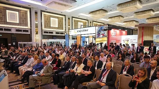 Yapay Zeka Nükleer Enerjiye Talebi Artırıyor