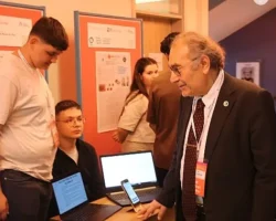 Yaşadığı zorluğu başkaları yaşamasın istedi!  Engel tanımayan icat “Yol Arkadaşım”