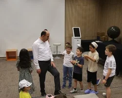 Başkan Altay, Konya Bilim Merkezi’nin Yaz Bilim Kamplarına Katılan Çocuklarla Buluştu