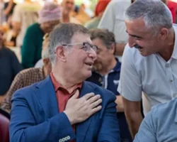 Başkan Tugay Aliağa’da aşure lokmasına ortak oldu