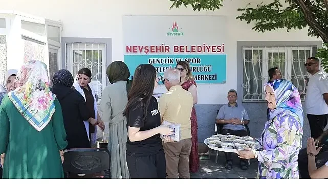Bolluk ve Bereketin Sembolü Aşure İkram Edildi
