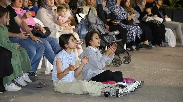 Büyükşehir Mehter Takımı kalplere dokundu