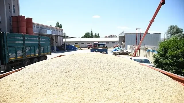 “Çiftçimizin Emeği Kutsaldır”