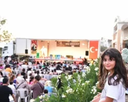 Çiğli’de yaz akşamları tiyatroyla şenleniyor