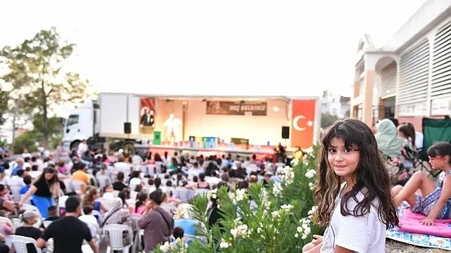 Çiğli’de yaz akşamları tiyatroyla şenleniyor