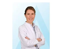 Çocuğunuzu “kusuyor” diye susuz bırakmayın!
