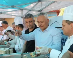 Edremit Belediyesi’nde aşure hayırları başladı