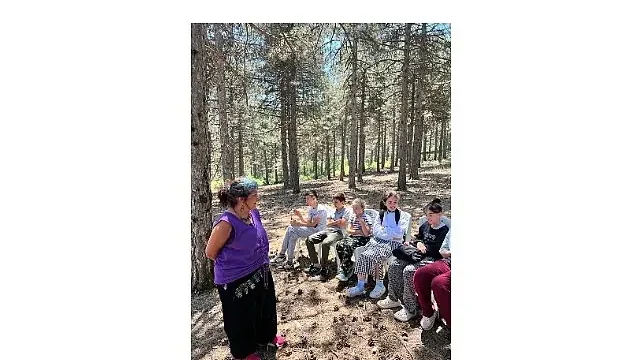 Gezici Kütüphane çocukları masallar ile buluşturdu