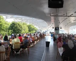 İBB Darülaceze Sakinlerinden Boğaz’da Tarihi Yolculuk