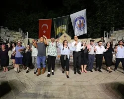 İlmik İlmik Efes Selçuk’ta Büyük Beğeni Topladı