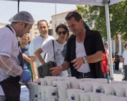 İzmir’de Muharrem ayı bereketi