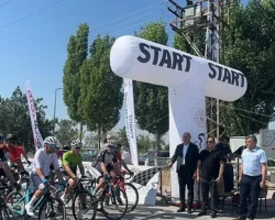 Konya’da düzenlenen Mustafa Ayyorkun Türkiye Yol Şampiyonası’nda Parabisiklet Startı Verildi