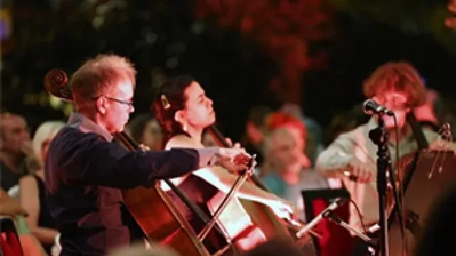 MAV Cello Ensemble, Zeytin Altında yaz esintisi yaşattı