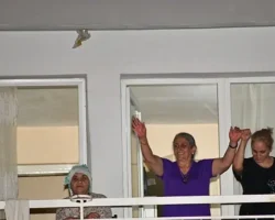 Müzik ve tiyatro yaz boyunca mahallelere taşınıyor
