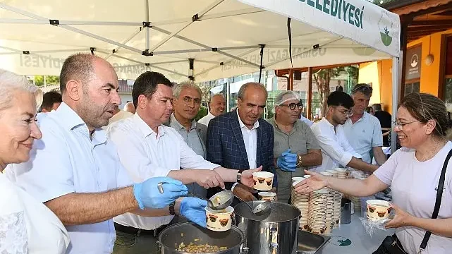 Osmangazi’de aşure kazanları kardeşlik için kaynadı