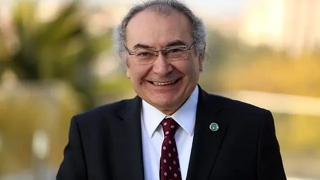 Prof. Dr. Nevzat Tarhan:  “Çocuk sözleri takip etmez, izleri takip eder!”