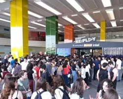 RE:PLAY heyecanı Excalibur gücüyle başladı