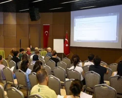 Uzmanlar Uyardı: “Cilt Kanserine Karşı Mutlaka Koruyucu Ekipmanlar ve Güneş Koruyucu Kullanılmalı”