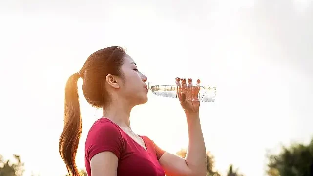 Yaz Aylarında Sıvı Tüketimi Hayati Önem Taşıyor
