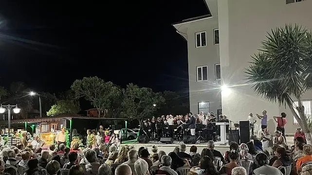 4. Ürkmez Kültür ve Sanat Festivali Başladı